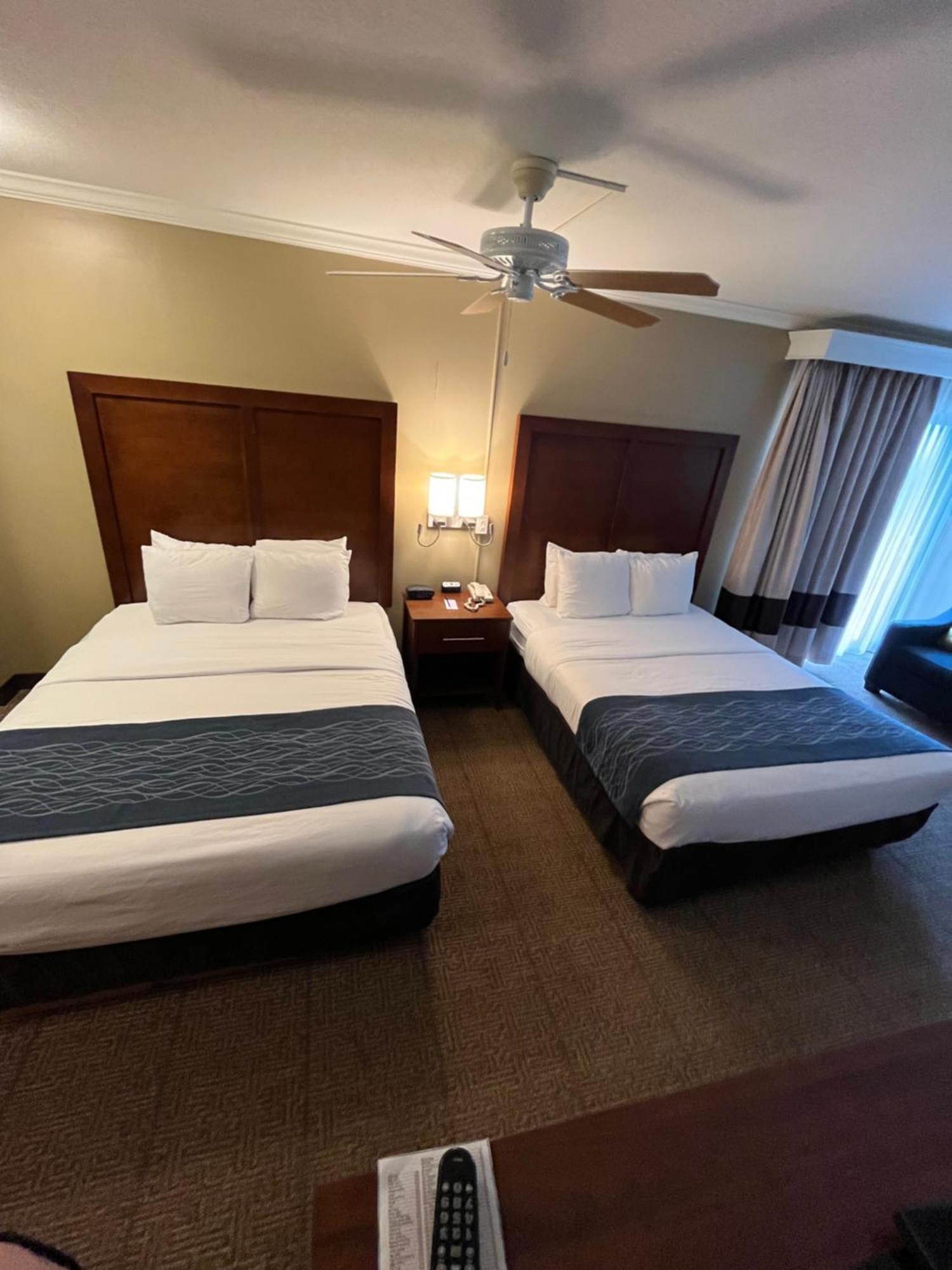 Comfort Inn & Suites Ocean Shores Extérieur photo