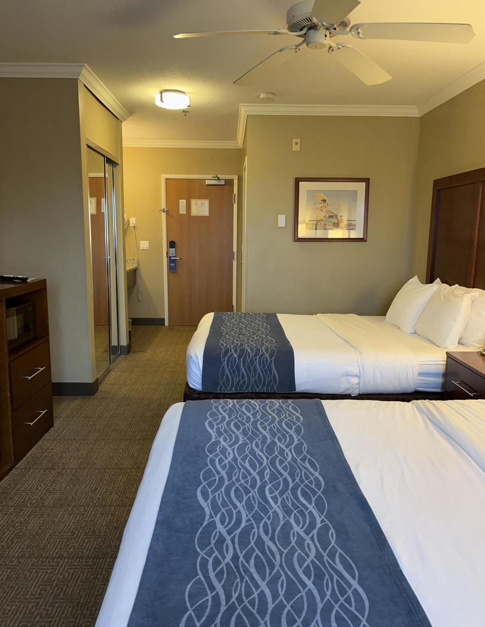 Comfort Inn & Suites Ocean Shores Extérieur photo