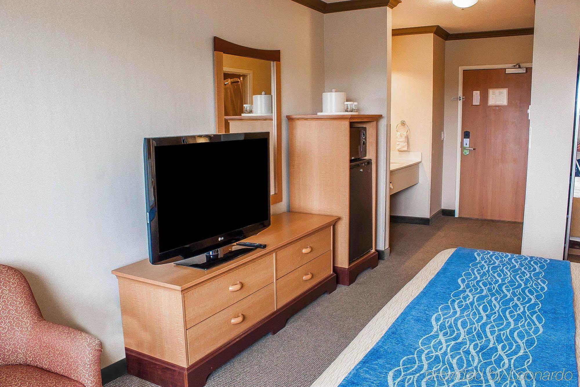 Comfort Inn & Suites Ocean Shores Extérieur photo
