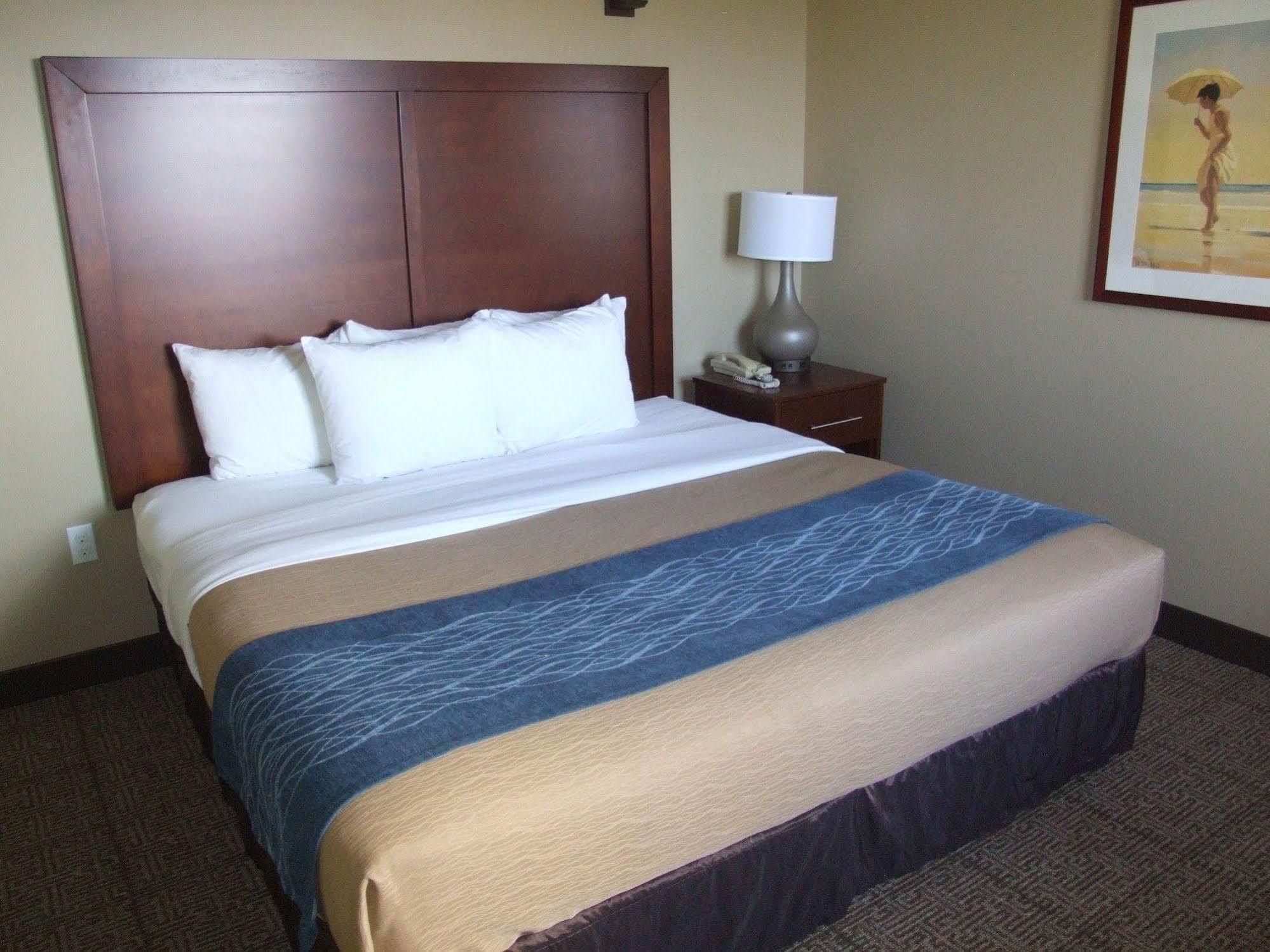 Comfort Inn & Suites Ocean Shores Extérieur photo