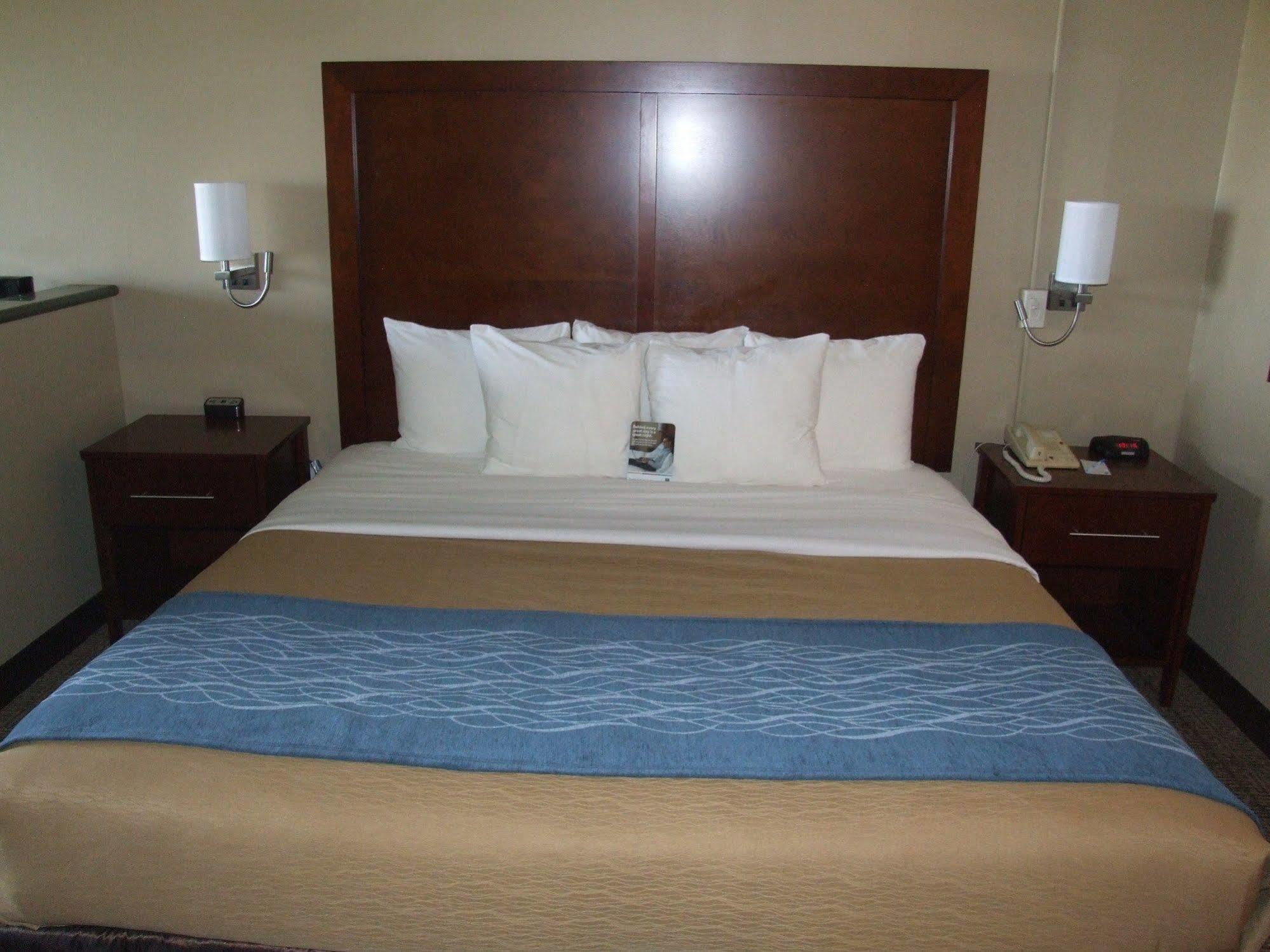 Comfort Inn & Suites Ocean Shores Extérieur photo